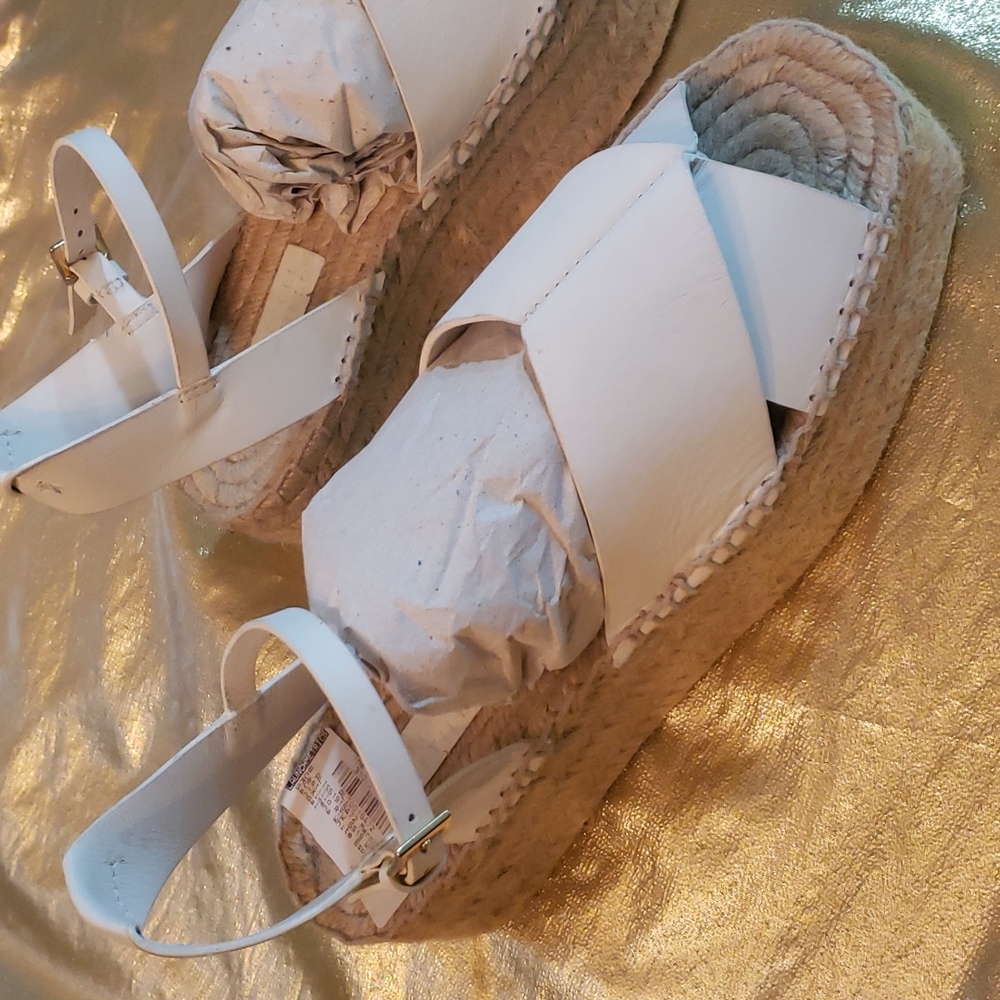 Espadrilles - Picture 2 of 10